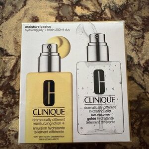 Clinique Moisturizing Lotion and Hydrating Jelly Duo - Yellow and White